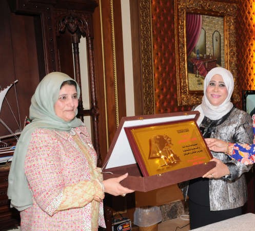  وتكرم اخرى﻿