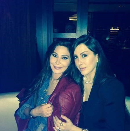 صورة: صديقة إليسا المفضلة تشبهها كثيرا 