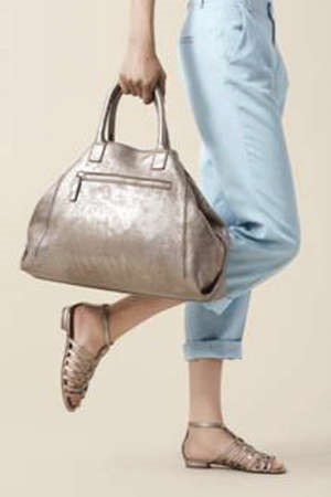 «إيكو» تطلق تشكيلة Dress Comfort لعشاق الراحة والأناقة
