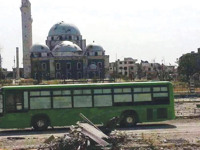 احدى الحفلات لدى خروجها من حمص
