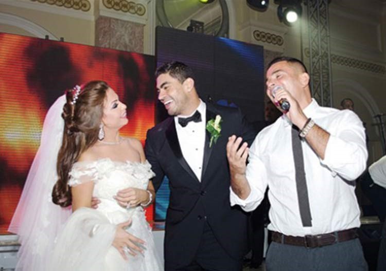 نجوم عرب يكشفون مواقف غريبة لا تنسى بليلة زفافهم