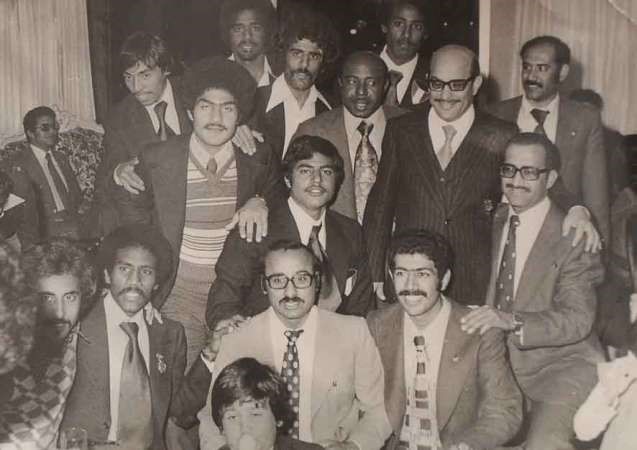 حسين البزاز مع سفير الكويت في تونس مجرن الحمد سنة 1977﻿