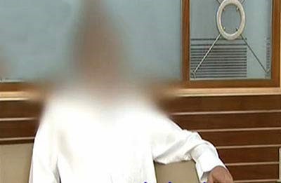 بالفيديو.. كويتي يتنازل عن جنسيته لسحب جنسية زوجته المجنسة عليه بعد هروبها
