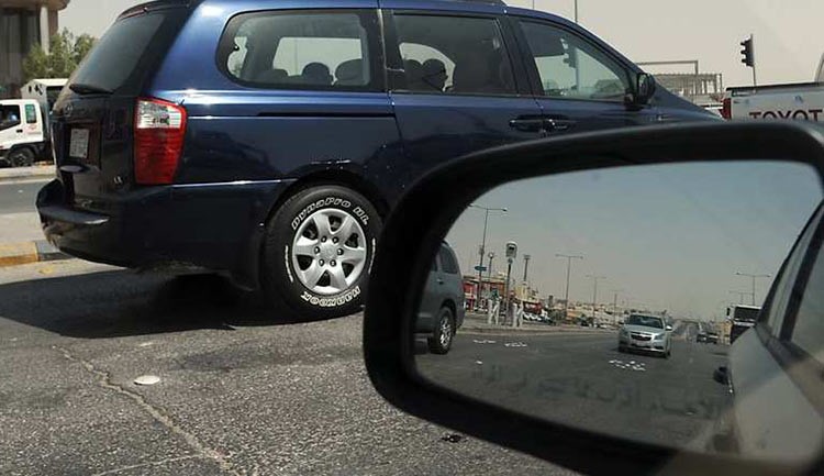سعودي يتفاجأ بوفاة زوجته أثناء قيادتها سيارته بالرياض