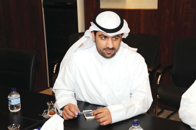 الزميل بدر السهيل يتابع دالطريجي
