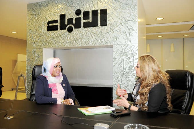 امل الرندي متحدثة للزميلة دانيا شومان 	هاني الشمري﻿