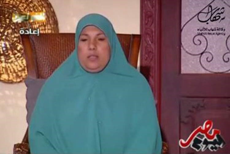 بالفيديو.. لقاء السحاب بين توفيق عكاشة وصاحبة عبارة "شت اب يور ماوس اوباما"