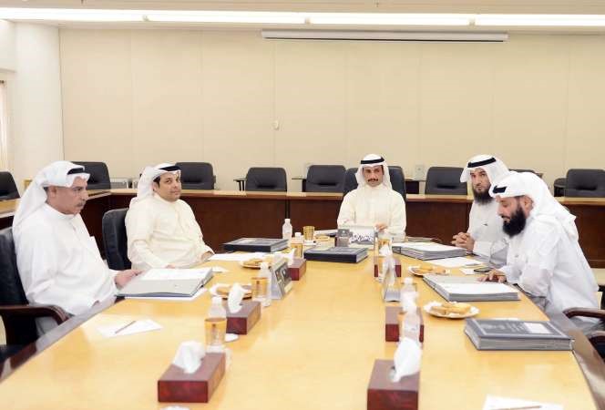 رئيس مجلس الامة مرزوق الغانم مترئسا اجتماع مكتب المجلس﻿