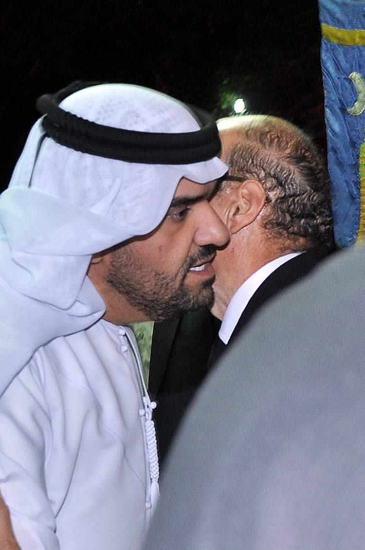 بالصور.. عمرو دياب يغيب عن عزاء صديقه والجسمي أول الحاضرين