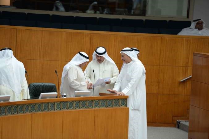 فيصل الشايع وماجد موسى والشيخ خالد الجراح
