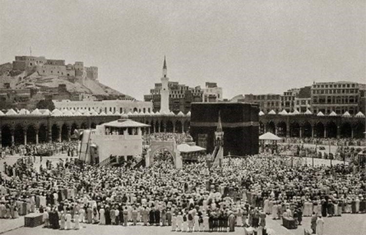 بالصور.. ضابط بالجيش المصري صاحب أول صور فوتوغرافية للمدينة المنورة ومكة المكرمة 