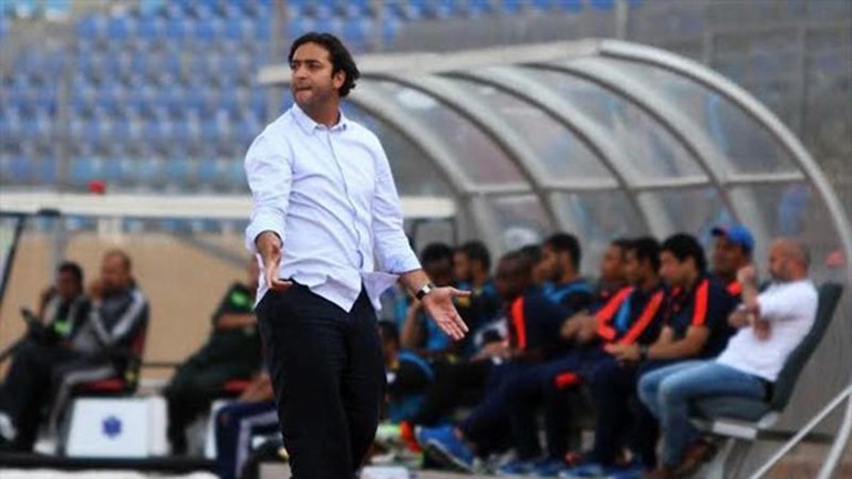 بالفيديو.. انفعالات شقيقة ميدو في مدرجات الزمالك بأول ظهور لها