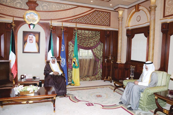  سمو ولي العهد الشيخ نواف الاحمد مستقبلا الشيخ محمد الخالد ﻿