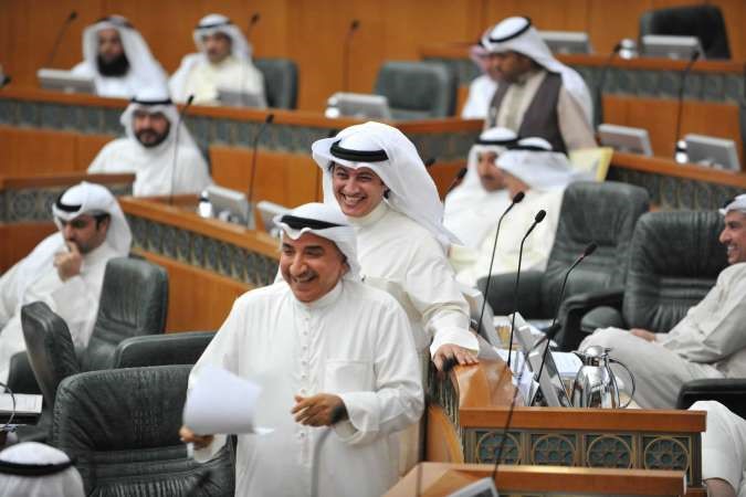 دعبدالحميد دشتي وعسكر العنزي