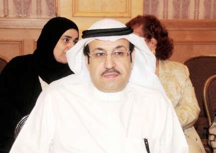 الكاتب حمد بدر