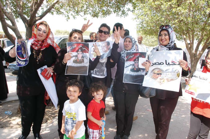 انصار المشير عبدالفتاح السيسي كانوا الاكثر تواجدا بين الناخبين المصريين