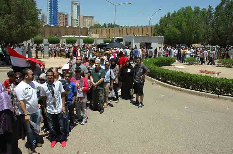 بالفيديو.. الانتخابات الرئاسية المصرية في الكويت.. عظيمة يا مصر