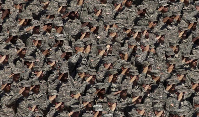 البنتاغون: 1300 حالة تحرش جنسي بالجيش العام الماضي
