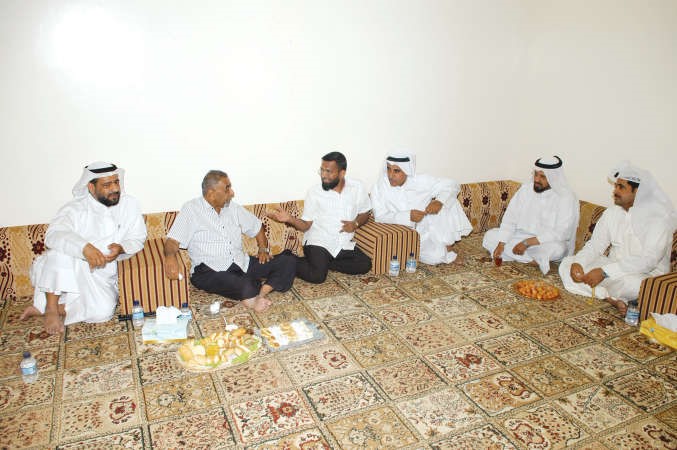 سعود العنزي وضيوفه يرحبون بالوزير اارم عبدالقادر
