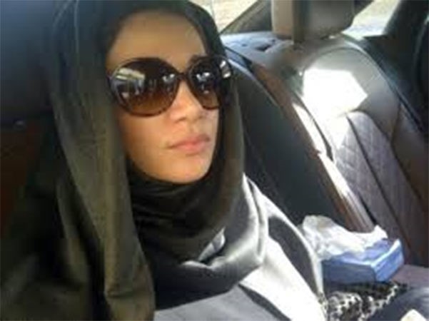 بالصور.. ديانا حداد ترتدي الحجاب