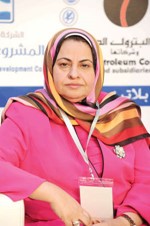 سارة اكبر