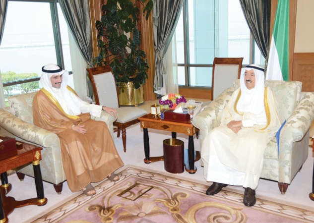 صاحب السمو الامير الشيخ صباحالاحمد مستقبلا رئيس مجلس الامة مرزوقالغانم﻿