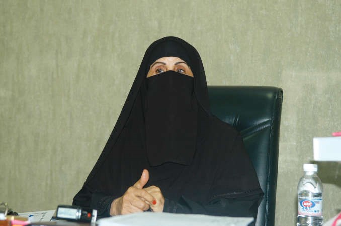 مديرة مدرسة النور المشتركة فريدة العجمي حمدي شوقي