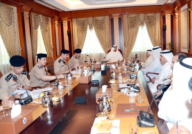 الخالد مترئسا اجتماع قيادات الداخلية ومسؤولين عن شركة نفط الخليج ﻿