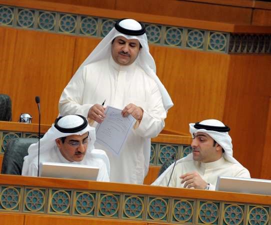 ياسر ابل وسلطان اللغيصم ومعبدالعزيز الابراهيم
﻿