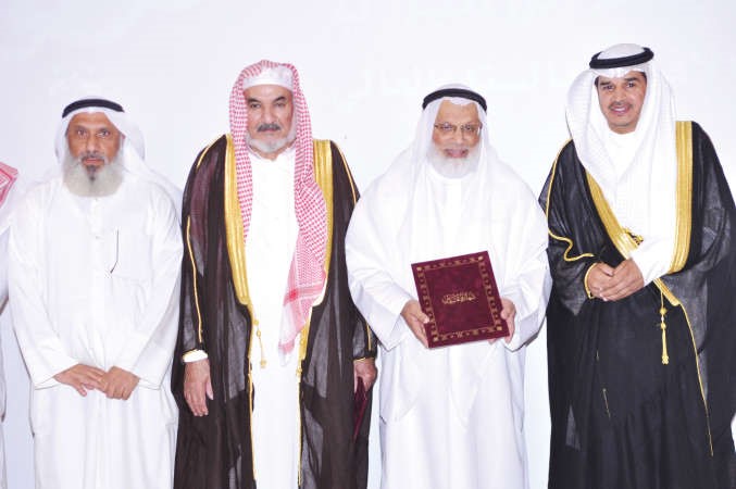 تكريم صاحب اعلى سند قراني في العالم الاسلامي الشيخ محمد البدوي