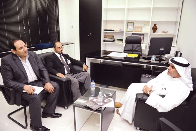 دمناور الراجحي متحدثا ومتابعة من الزميل اسامة ابو السعود ودياسر الراجحي فريال حماد