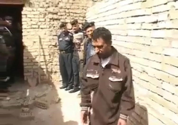 بالفيديو والصور.. عراقي يقتل زوجته بسبب "مرقة فاصوليا" !