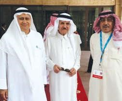 الزملاء احمد بهبهاني وعدنان الراشد وتركي السديري