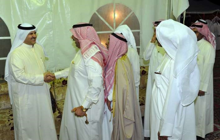 ويرحب بابناء الدائرة﻿