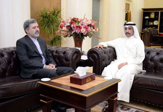 رئيس مجلس الامة مرزوق الغانم خلال استقباله السفير الايراني﻿