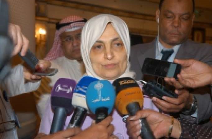 هند الصبيح متحدثة للصحافيين﻿