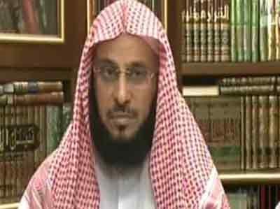 بالفيديو.. عائض القرني يدعو علا الفارس لارتداء الحجاب.. على الهواء مباشرة