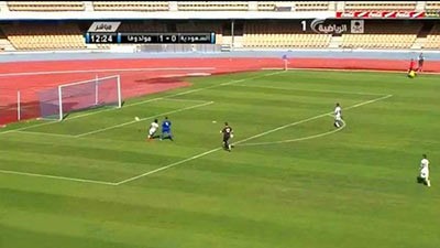 بالفيديو.. خبر إهدار لاعب سعودي لهدف سهل يغطي الكرة الأرضية
