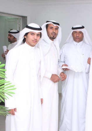 شباب الدائرة الخامسة في ديوان العازمي
