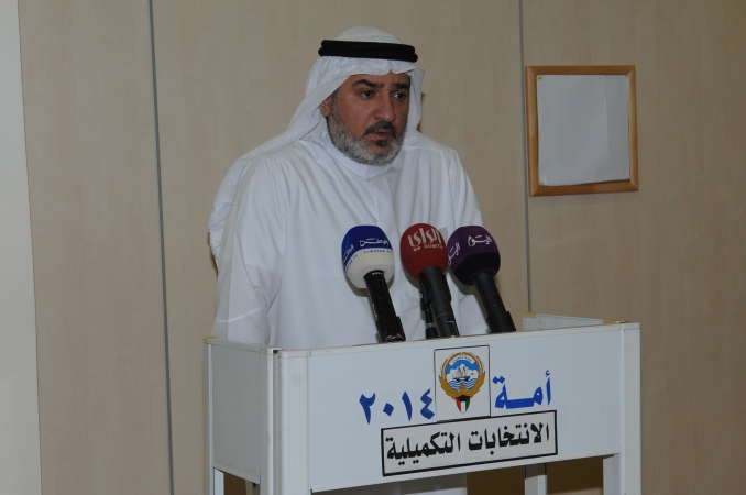 اسماعيل الحبيب متحدثا بعد تسجيل ترشحه﻿