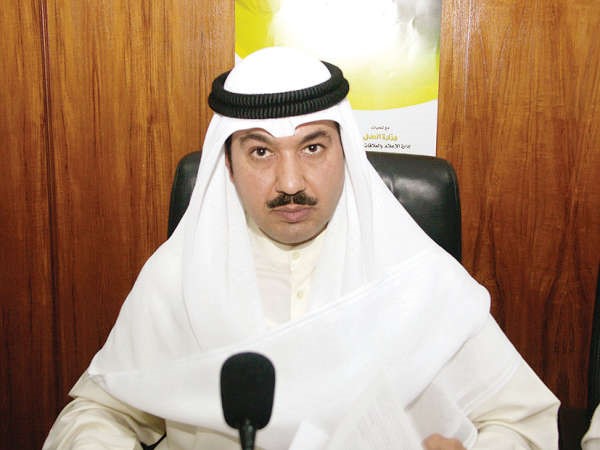 المستشار انور العنزي﻿