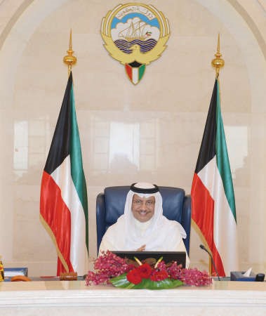 سمو رئيس مجلس الوزراء الشيخ جابر المبارك مترئسا الاجتماع ﻿