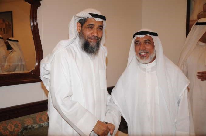 الجيران يرحب باحد الحضور