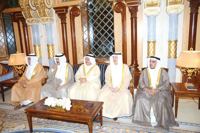 احمد باقر ويوسف الجاسم وعلي الموسى وعبدالوهاب الهارون ود حسن جوهر