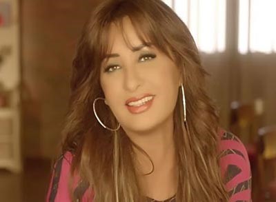 بالفيديو.. لطيفة تحتفل بعيد ميلاد شقيقتها