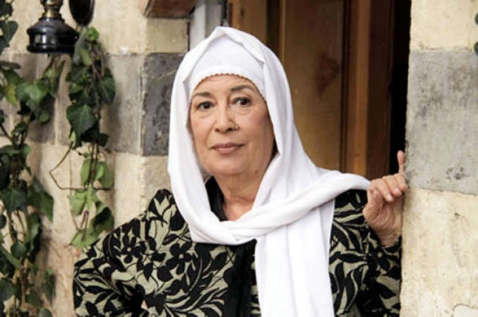 منى واصف 