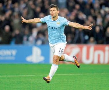 برشلونة يتقدم بعرض لضم أغويرو.. وكرويف يحرض إنريكي على «البارسا»