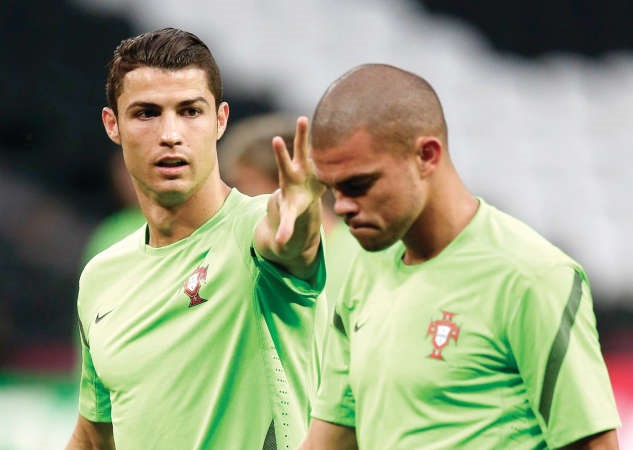 نجما المنتخب البرتغالي كريستيانو رونالدو وبيبي﻿