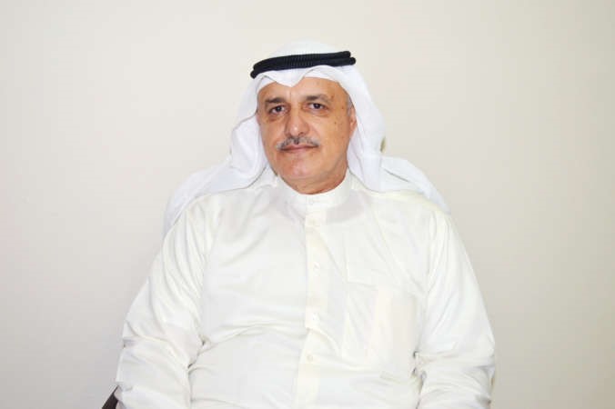 عبدالعزيز مقدس مشرف مقهى الصليبخات الشعبي