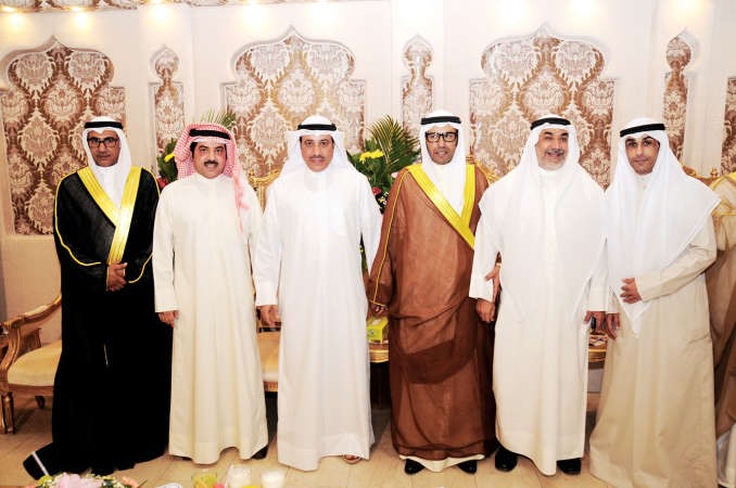 اللواء يحيى جابر ودعلي الهاجري ومبارك مرجي يهنئون